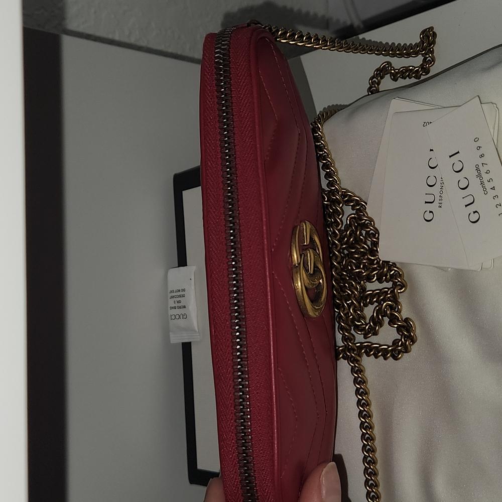 SOLD!!!!!! Gucci Marmont mini camera bag - Picture 6 of 9